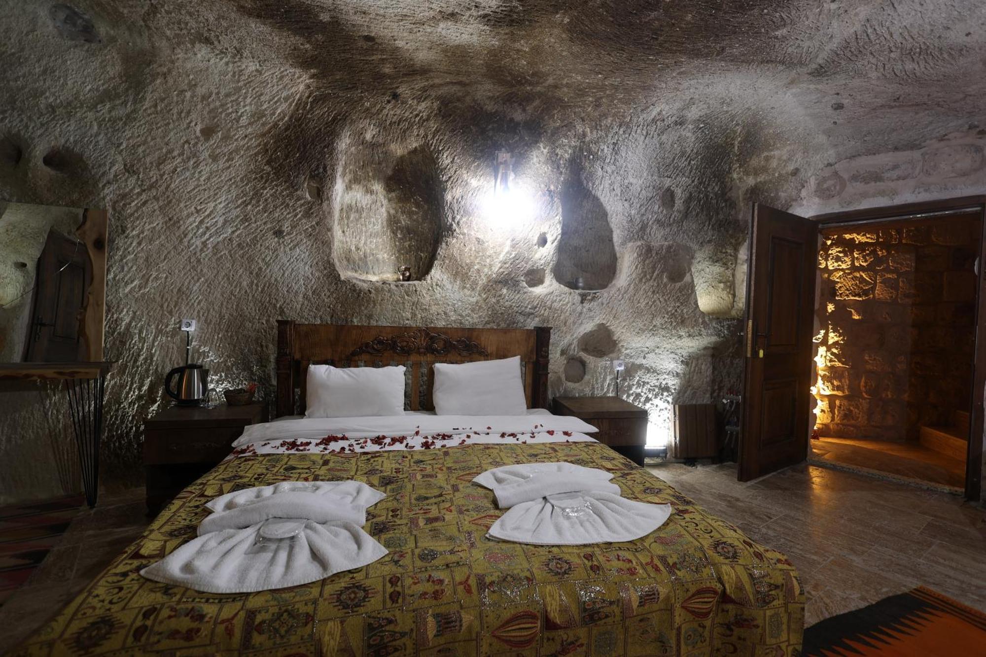 ホテル Cappadocia Snora Cave ネヴシェヒル エクステリア 写真