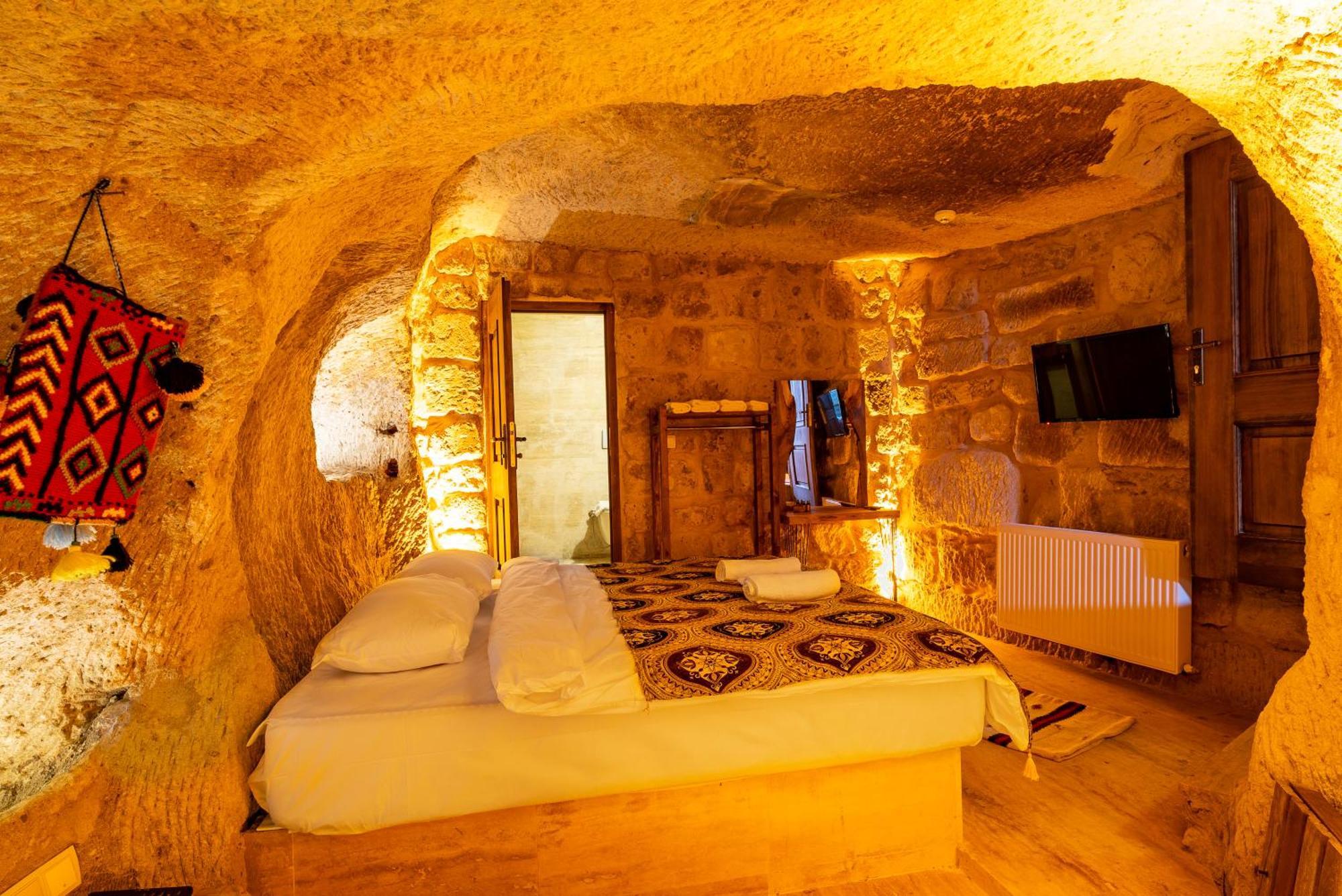 ホテル Cappadocia Snora Cave ネヴシェヒル エクステリア 写真